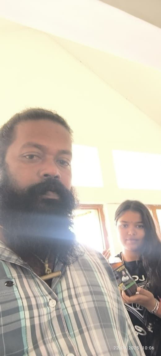 ☘️Sri Adivasi Neelambari Herbal Hair Oil